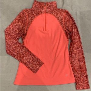 Workout pullover top